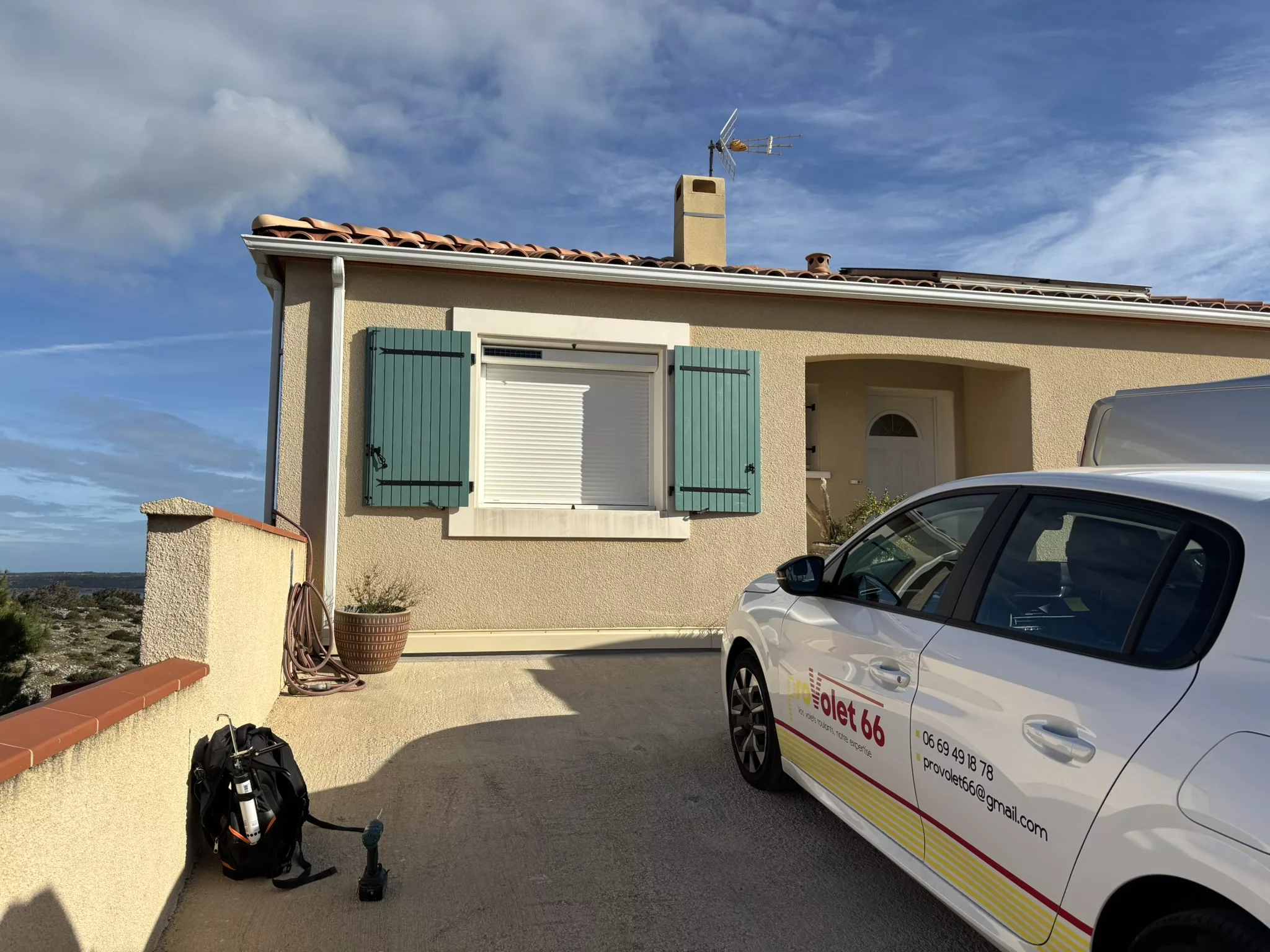 Pose de volet roulant aluminium à Elne – ProVolet66